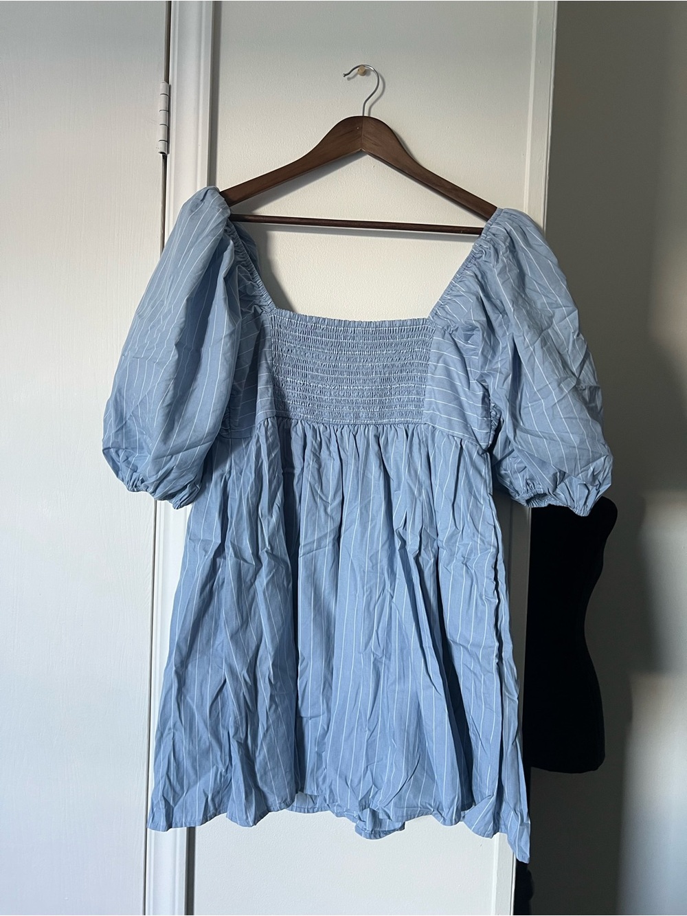SOLD Abercrombie Emerson Poplin Puff Sleeve Mini Dress Size Large Blue Stripe - Picture 3 of 5
